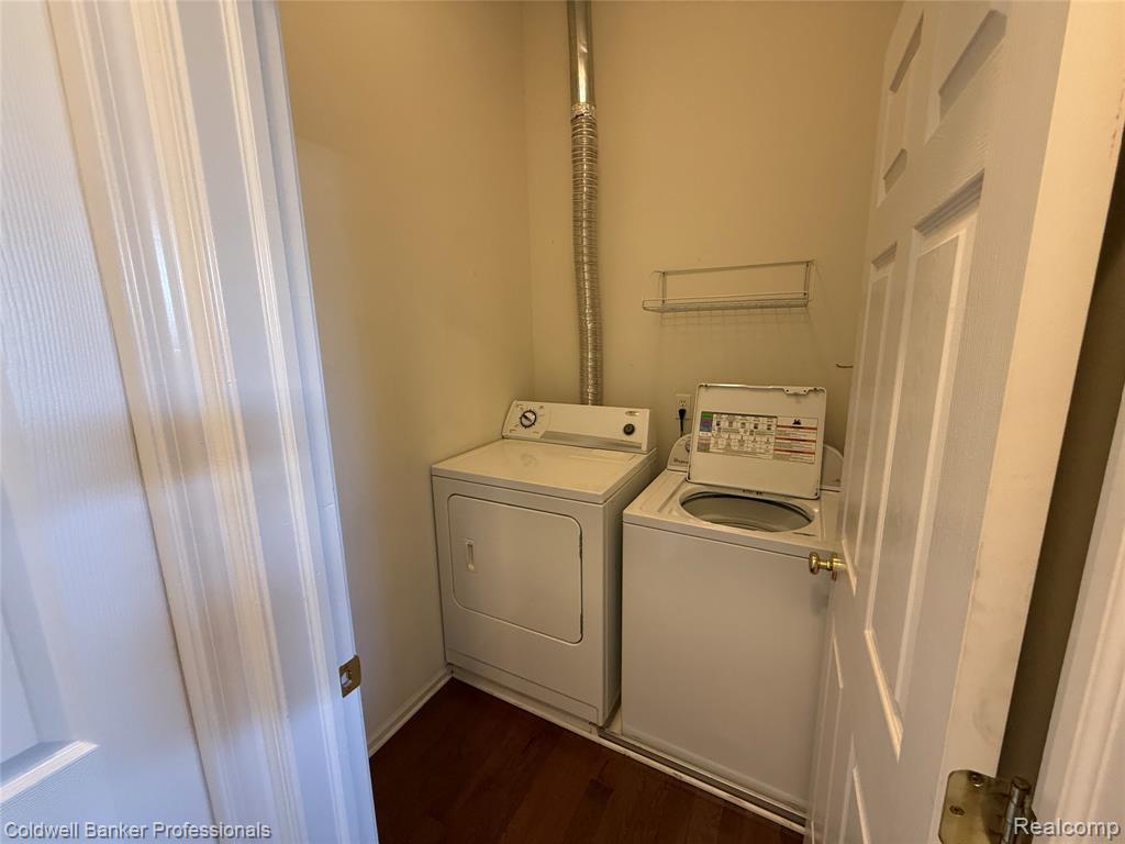 39792 ROCKCREST CIR, Northville, MI — Photo 12