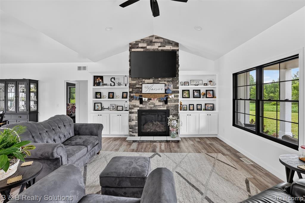 6204 Fish Lake Road, North Branch, MI 48461 — Photo 7