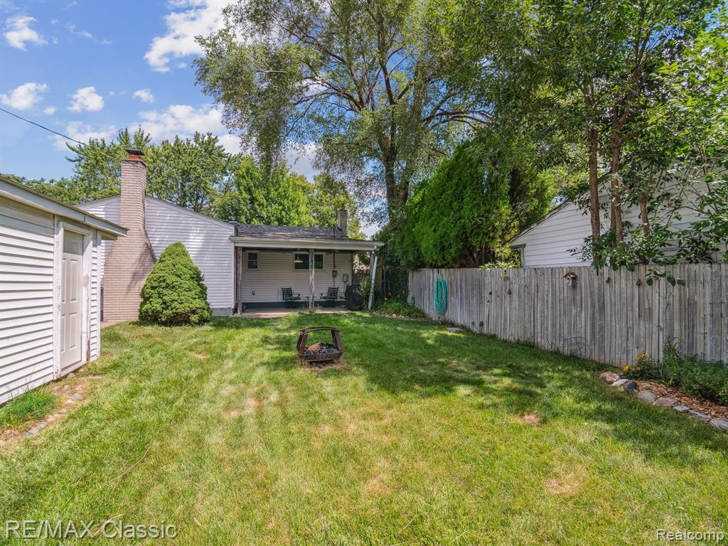 39737 BART Street, Canton, MI 48187 — Photo 29