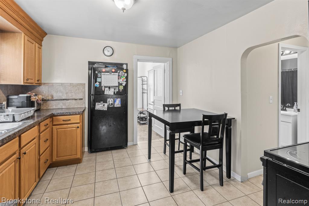 6235 DALLAS Street, Monroe, MI 48161 — Photo 7