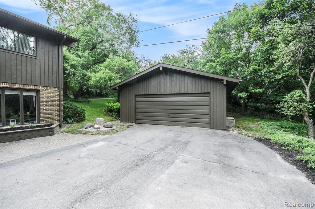 11206 Wealthy Lane, Bruce, MI 48065 — Photo 31
