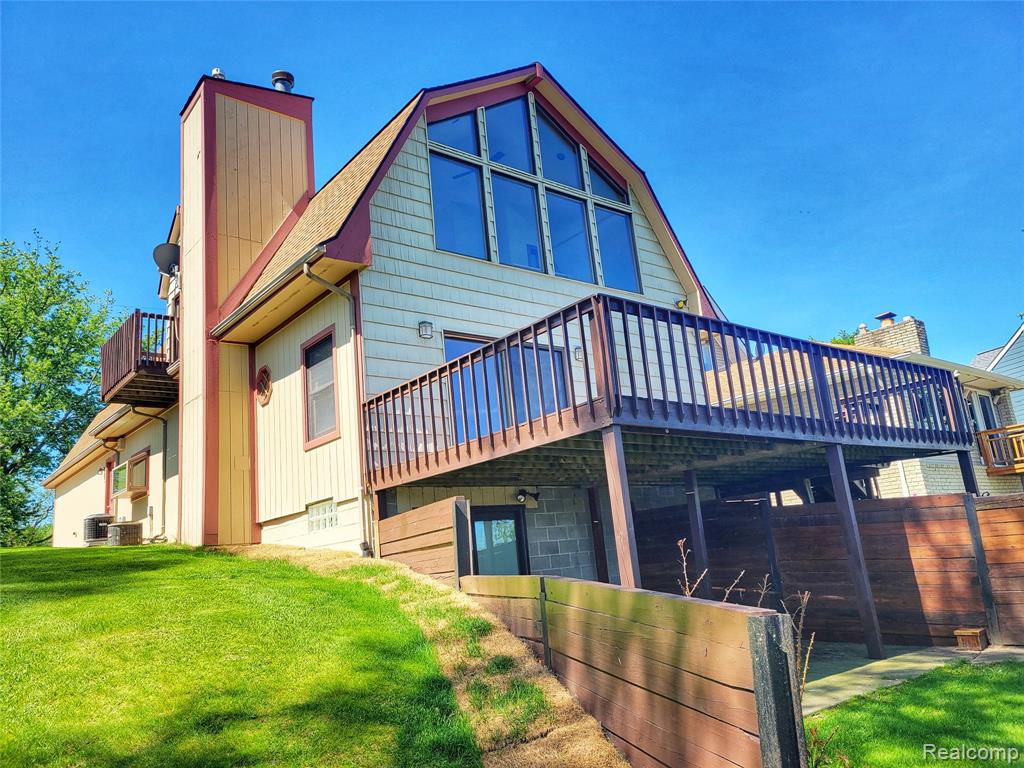 712 Wolverine Drive, Wolverine Lake, MI 48390 — Photo 49