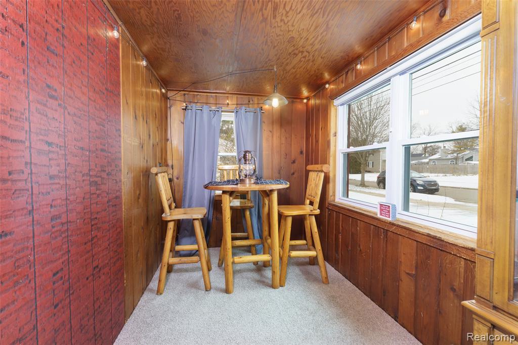 522 E FRANK Street E, Fowlerville, MI 48836 — Photo 7