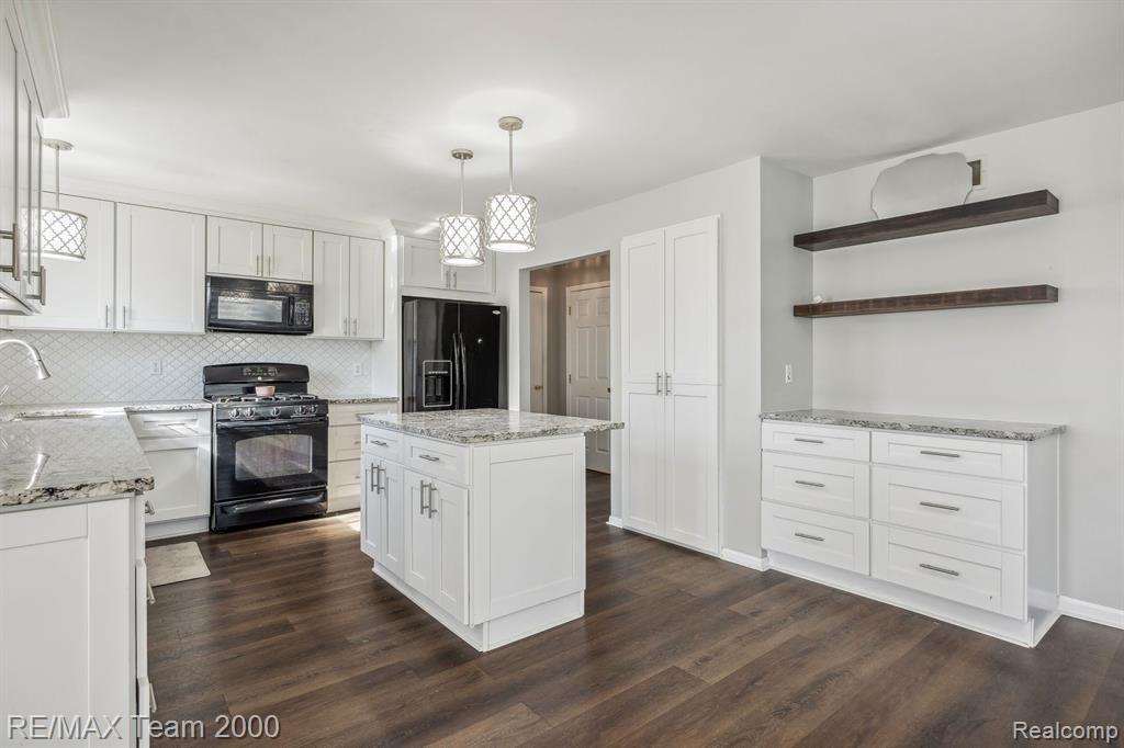 1148 WILDWOOD Lane, Canton, MI 48188 — Photo 8