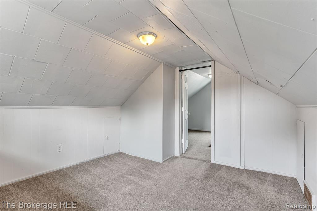 467 W MAXLOW Avenue, Hazel Park, MI 48030 — Photo 20