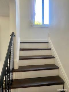 5545 Bedford - Photo 5