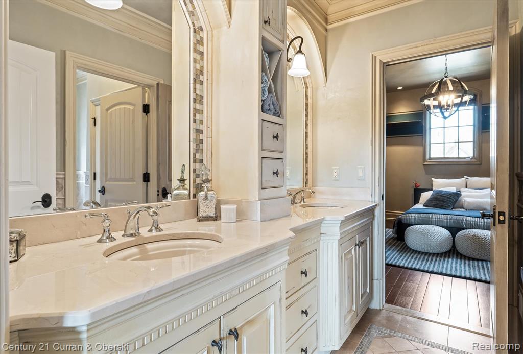 18939 Bella Vista Court, Northville, MI 48168 — Photo 38