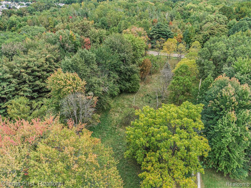 7655 KOPPERNICK Road, Canton, MI 48187 — Photo 3