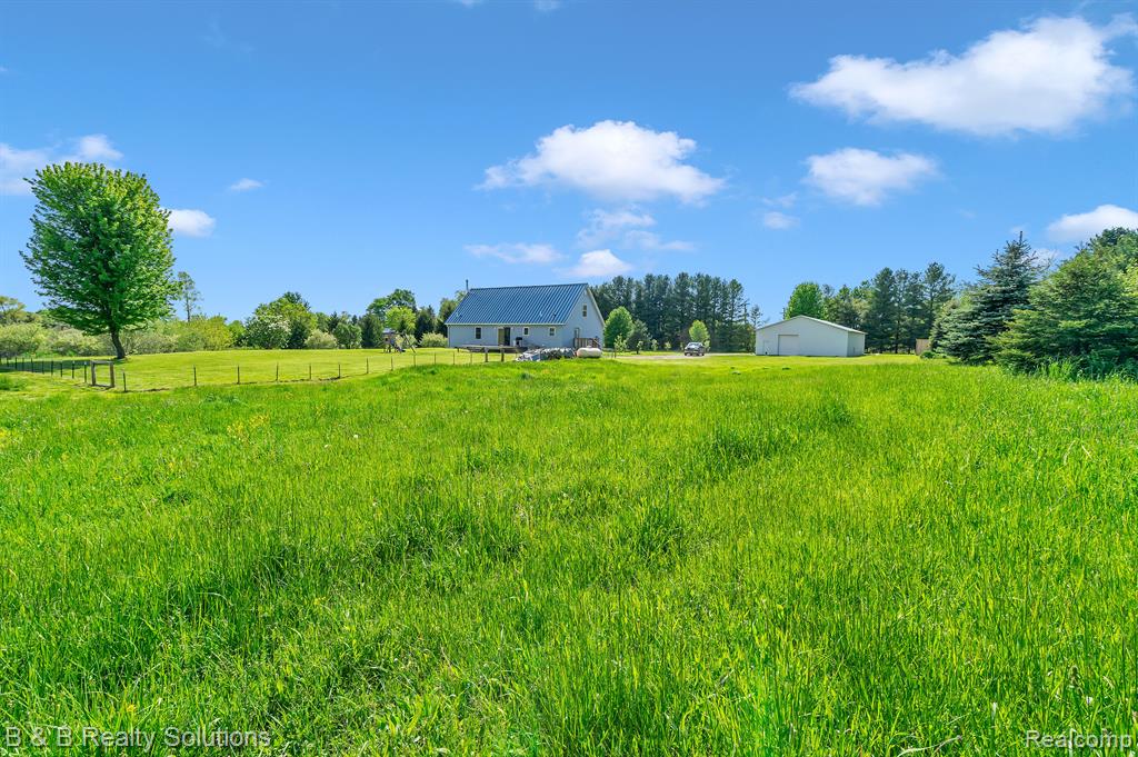 2864 N BLACKS CORNERS Road, Imlay City, MI 48444 — Photo 52