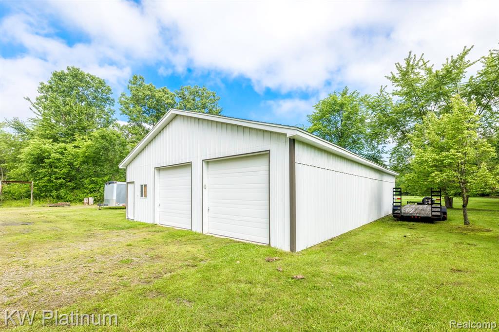 5930 Gratiot Avenue, St. Clair, MI 48079 — Photo 31