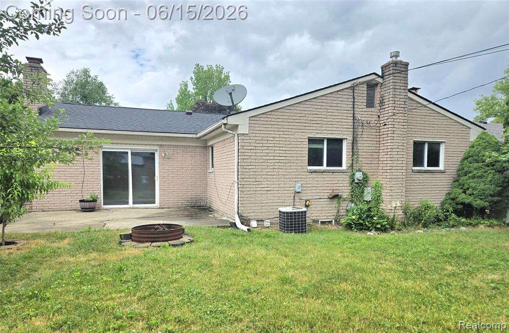 39857 John Drive, Canton, MI 48187 — Photo 3