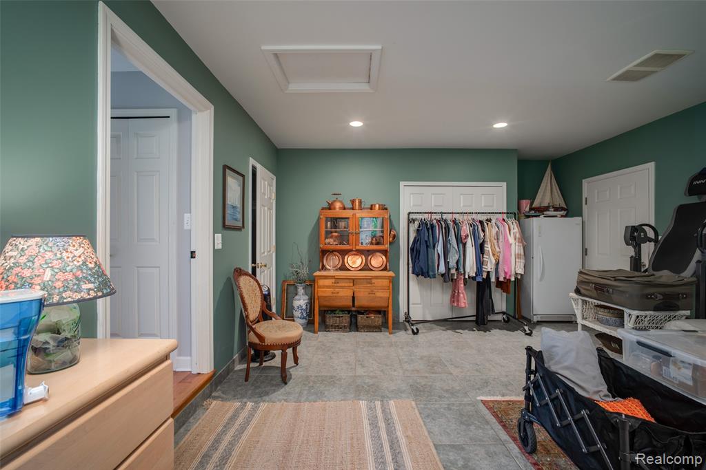9404 River Road, Algonac, MI 48001 — Photo 22