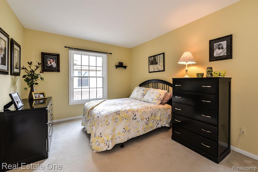 4490 GOLF VIEW Drive, Brighton, MI 48116 — Photo 39