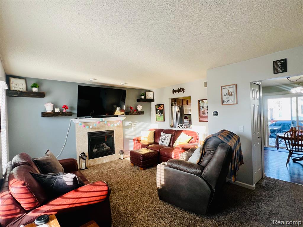704 HAYSTACK Drive, Linden, MI 48451 — Photo 41