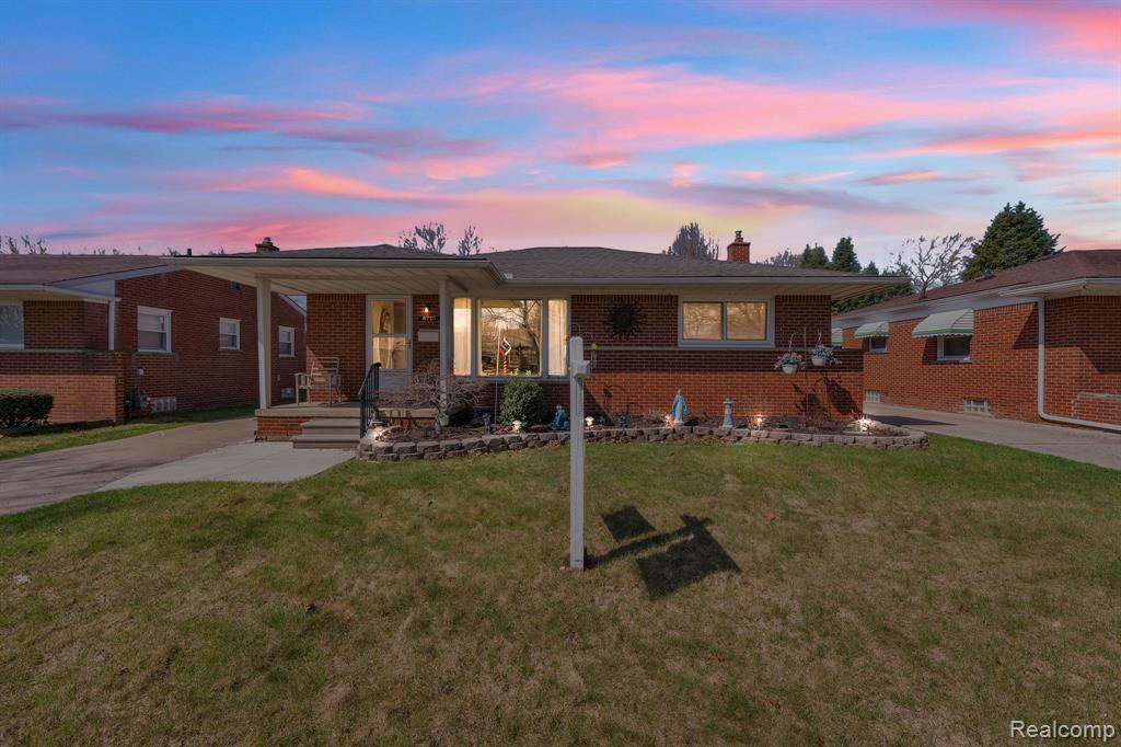 8701 Glengary Street, Dearborn Heights, MI 48127 — Photo 4