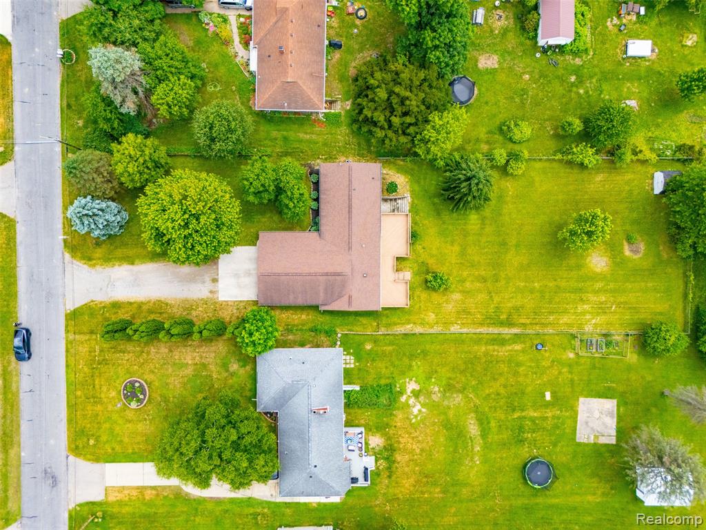 4420 Dublin Road, Burton, MI 48529 — Photo 53
