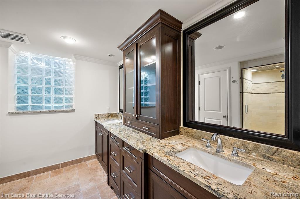688 Balfour Street, Grosse Pointe Park, MI 48230 — Photo 35