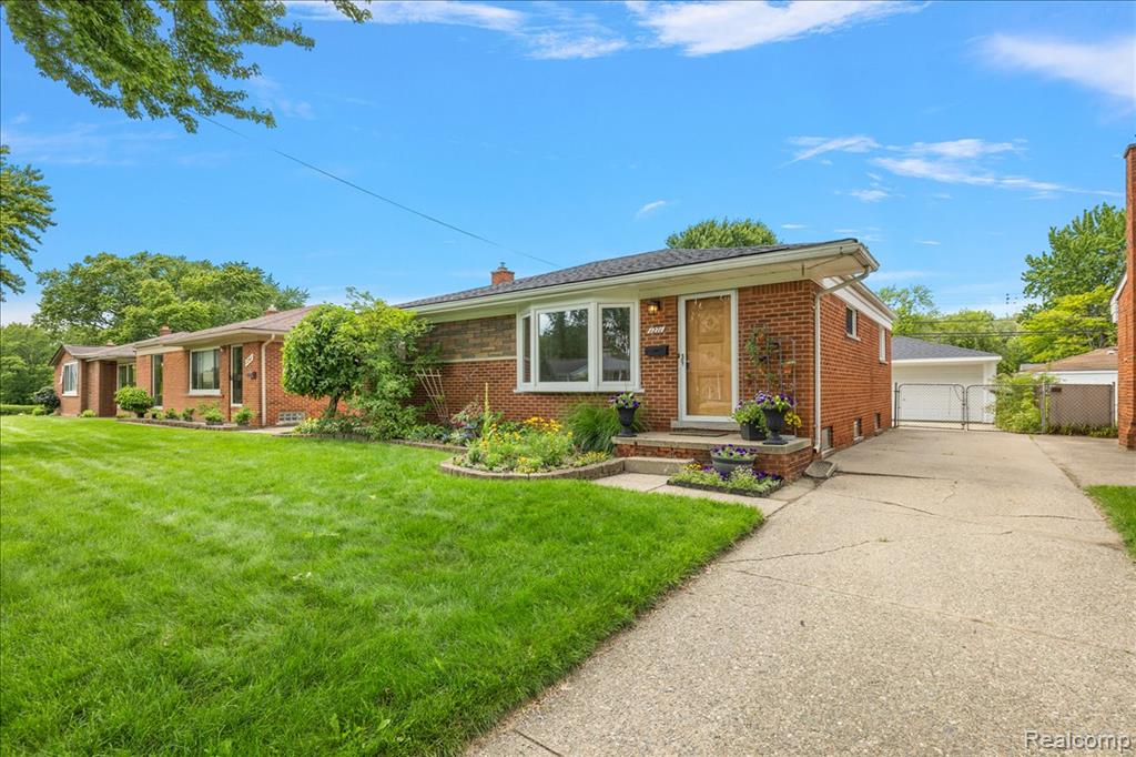 1271 Beaupre Avenue, Madison Heights, MI 48071 — Photo 44