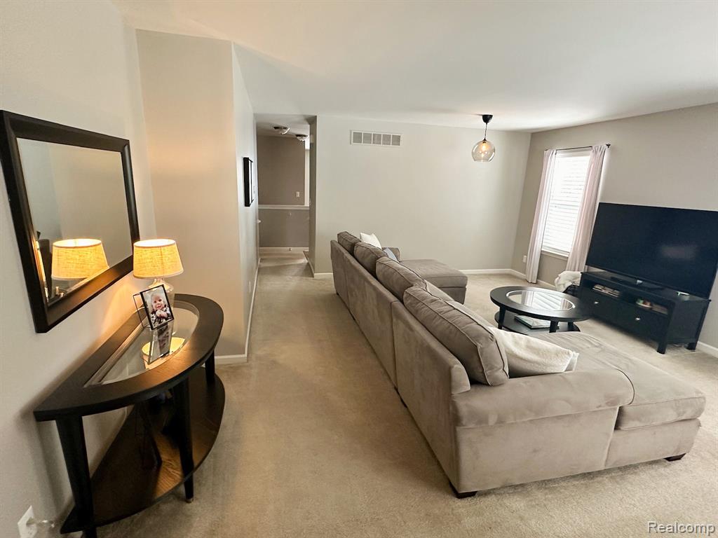4471 KNOLLCREST Road, Ann Arbor, MI 48108 — Photo 13