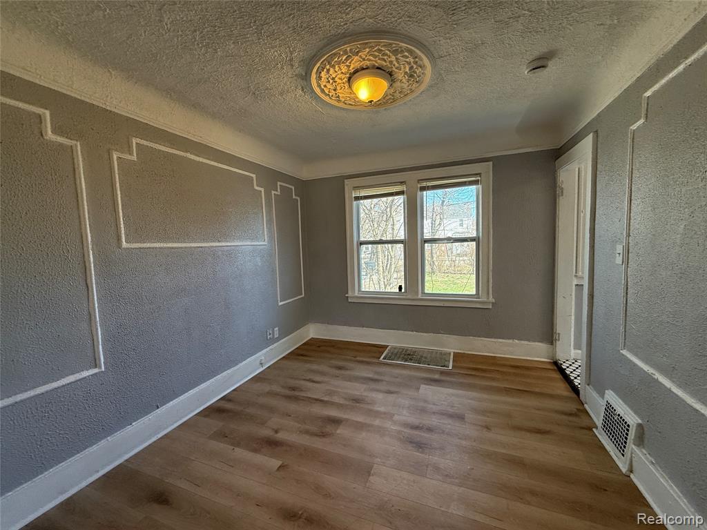 16206 Snowden Street, Detroit, MI 48235 — Photo 11