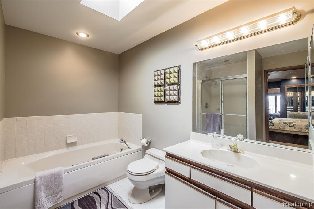 4830 SHERWELL Drive, Waterford, MI 48327 — Photo 24