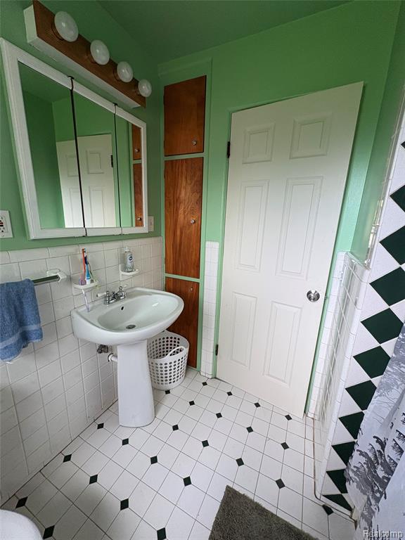 221 Grove Street, Otisville, MI 48463 — Photo 12