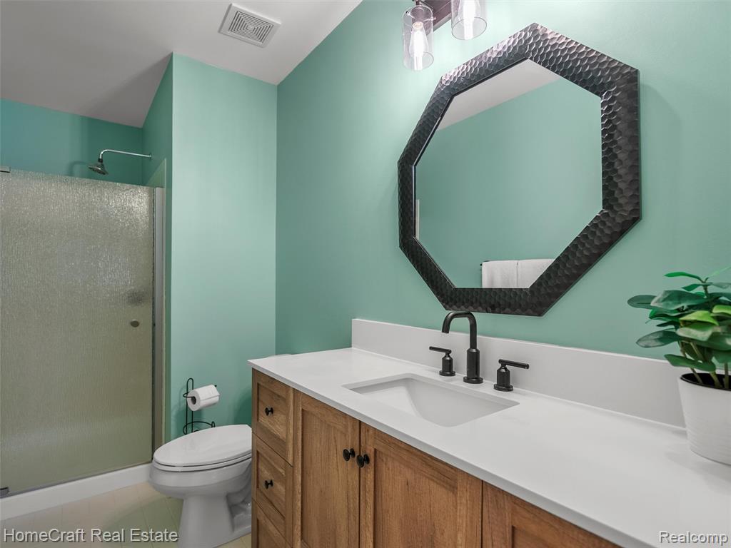 16880 DOVER Drive, 120, Northville, MI 48168 — Photo 16