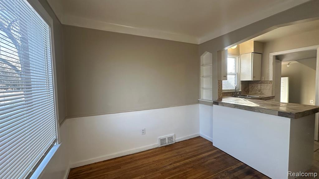 20301 Gilchrist Street, Detroit, MI 48235 — Photo 4