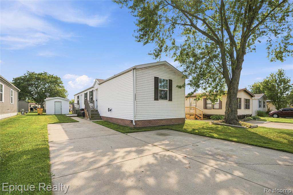 15346 Enchante, Clinton Twp, MI 48038 — Photo 3