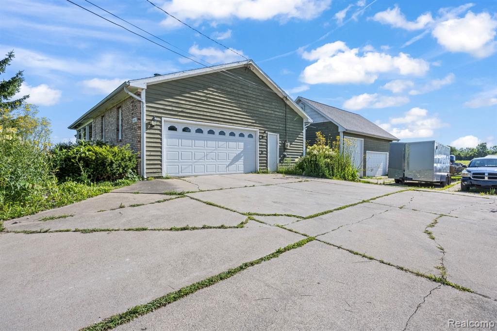 5466 Webster Road, Flint, MI 48504 — Photo 6