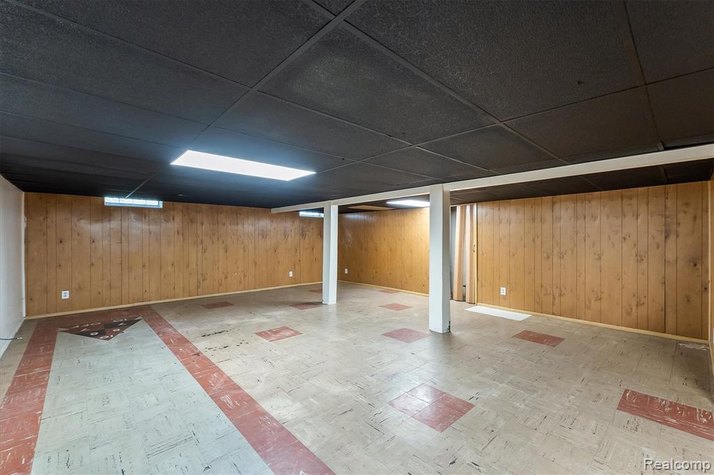 23520 Marlow Street, Oak Park, MI 48237 — Photo 24