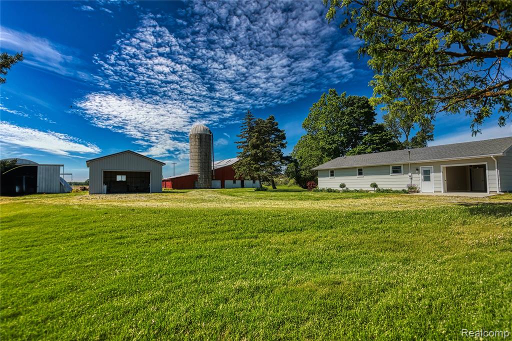 3710 Brown City Road, Brown, MI 48416 — Photo 5