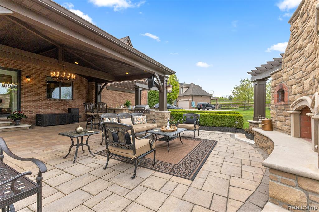 48892 Barola Court, Northville, MI 48167 — Photo 75