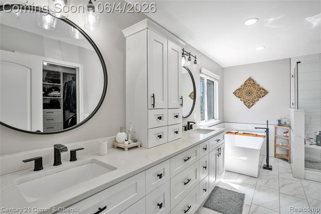 25670 Meadow Court, South Lyon, MI 48178 — Photo 15
