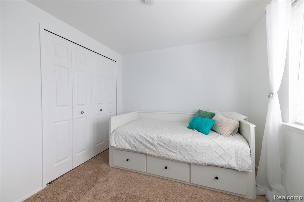 1954 E Franklin Drive, Canton, MI 48187 — Photo 22