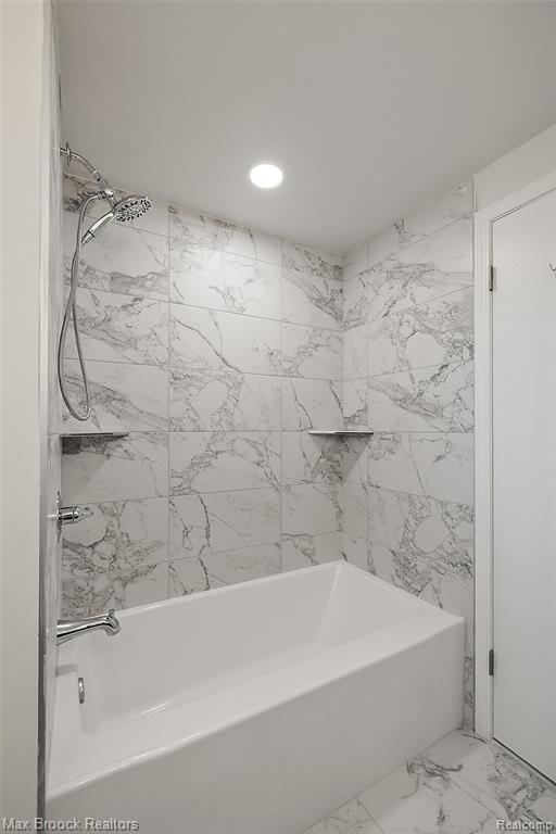 5362 Hertford Drive, Troy, MI 48085 — Photo 34