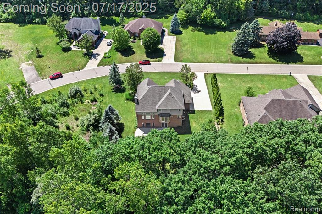 610 W Oxhill Drive, White Lake, MI — Photo 47