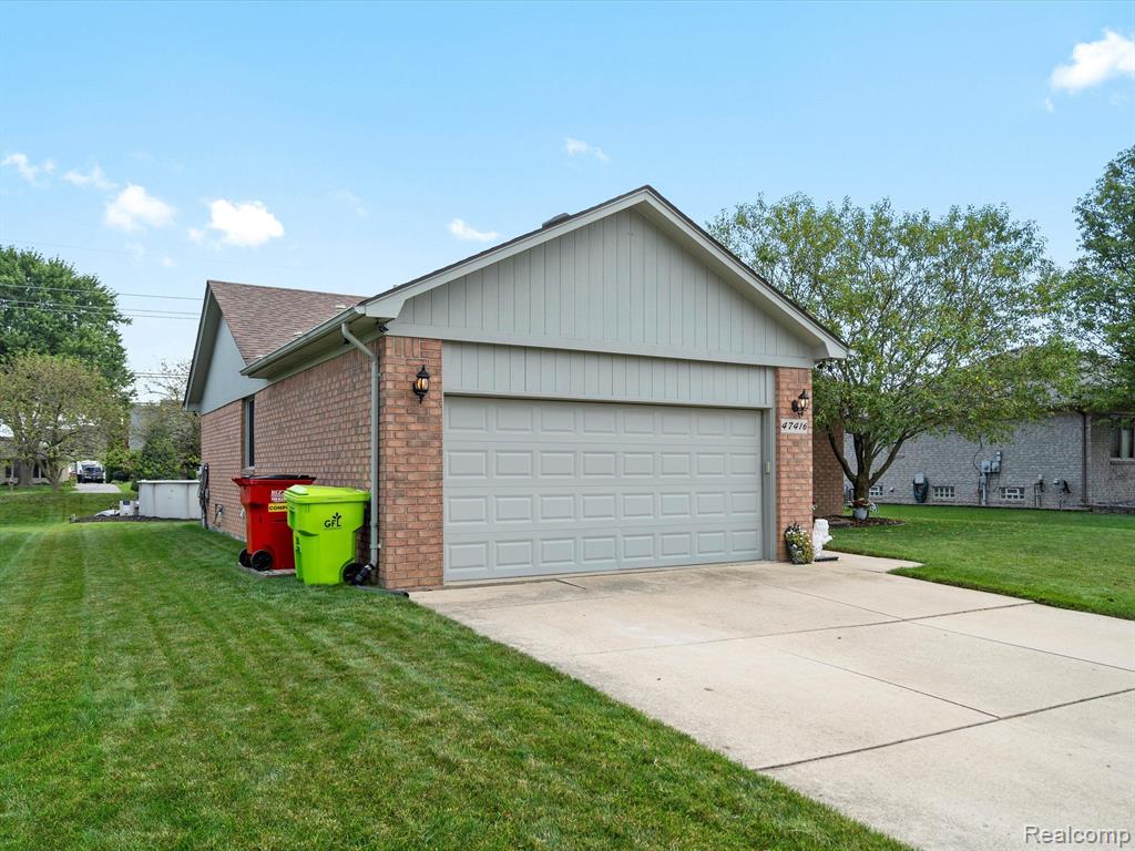 47416 DALLAS Lane, Macomb, MI 48044 — Photo 3