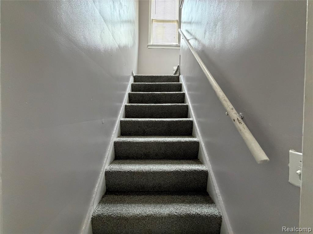 7784 Mettetal Street, Detroit, MI 48228 — Photo 9