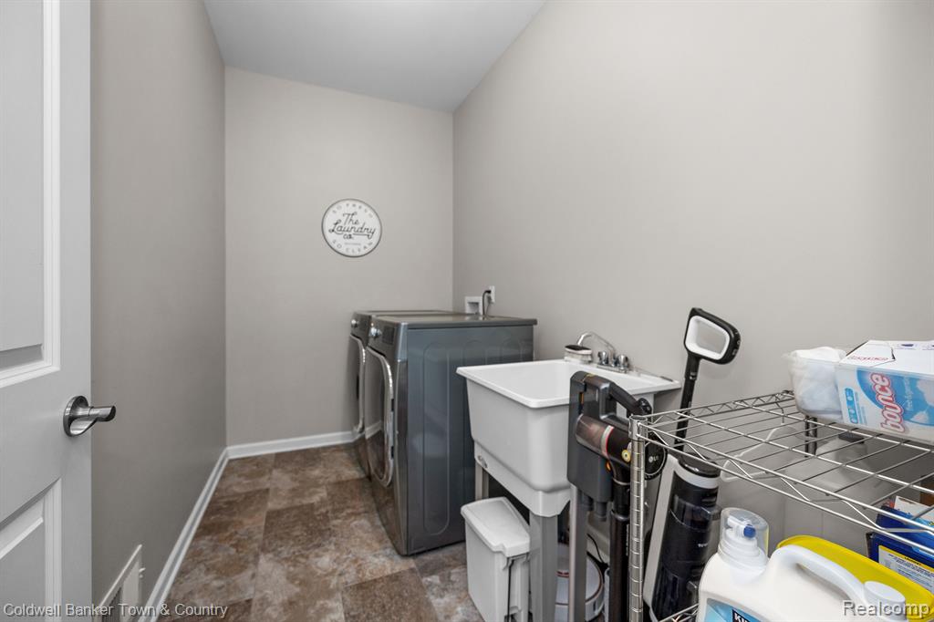 1228 CANNONADE Loop, Howell, MI 48843 — Photo 40
