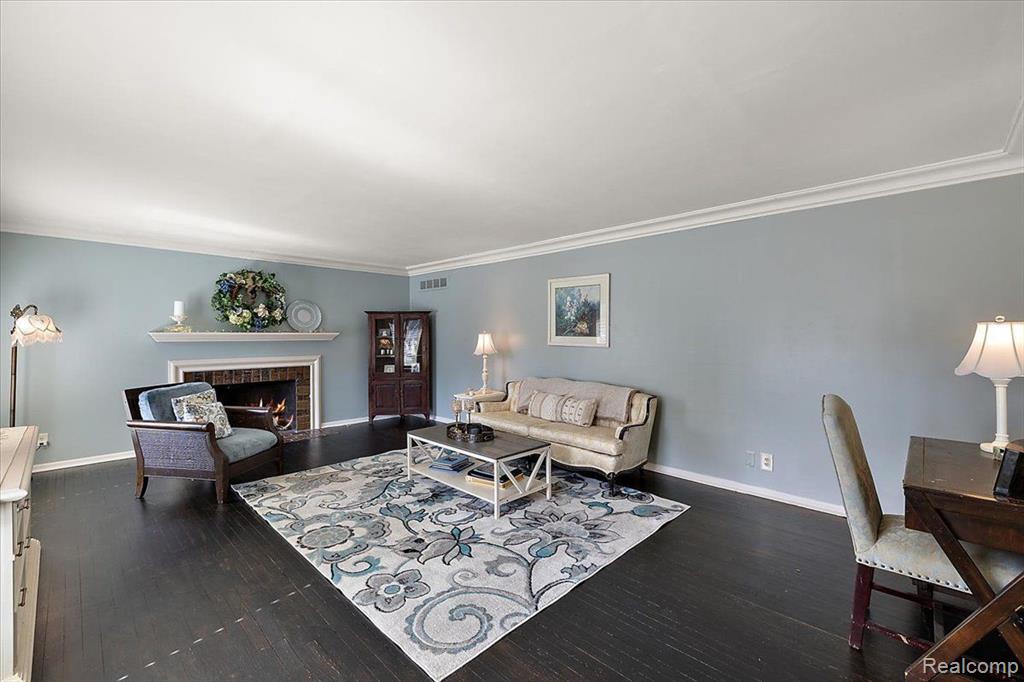 628 BENNINGTON Drive, Bloomfield Hills, MI 48304 — Photo 19