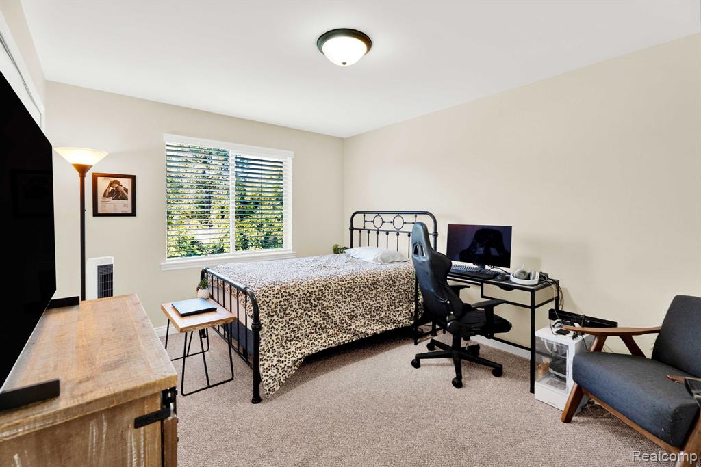 50093 Oakbrooke Drive, New Baltimore, MI 48047 — Photo 42