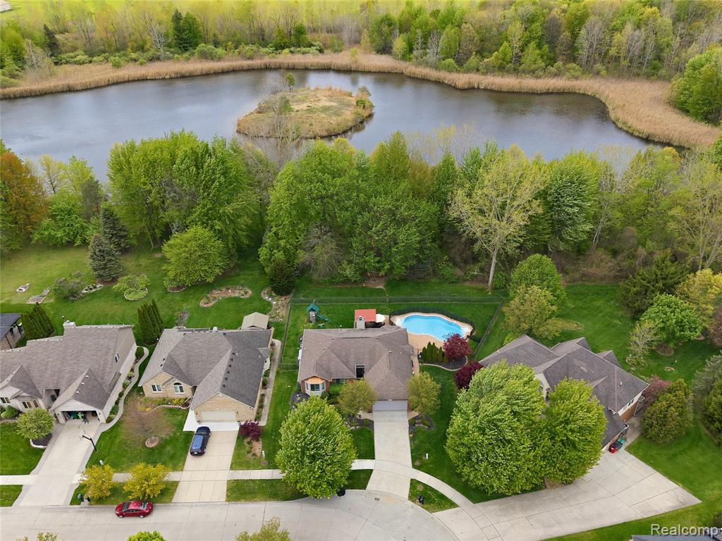 49371 Deerfield Park, Macomb, MI 48044 — Photo 3