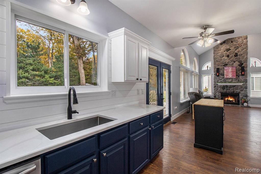 3289 Hilltop Drive, Holly, MI 48442 — Photo 10