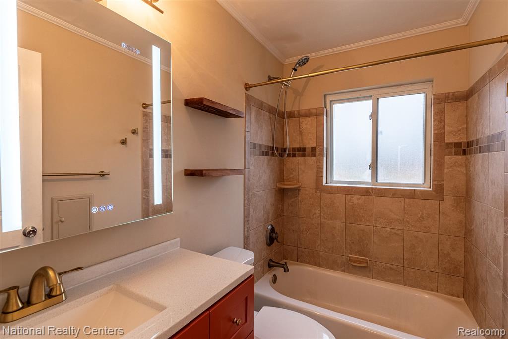 32653 Beacon Lane, Fraser, MI 48026 — Photo 13