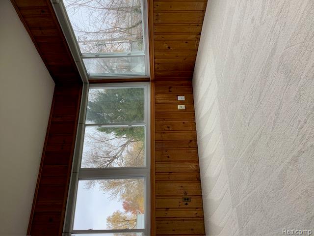 734 Harcourt Road, Grosse Pointe Park, MI 48230 — Photo 12