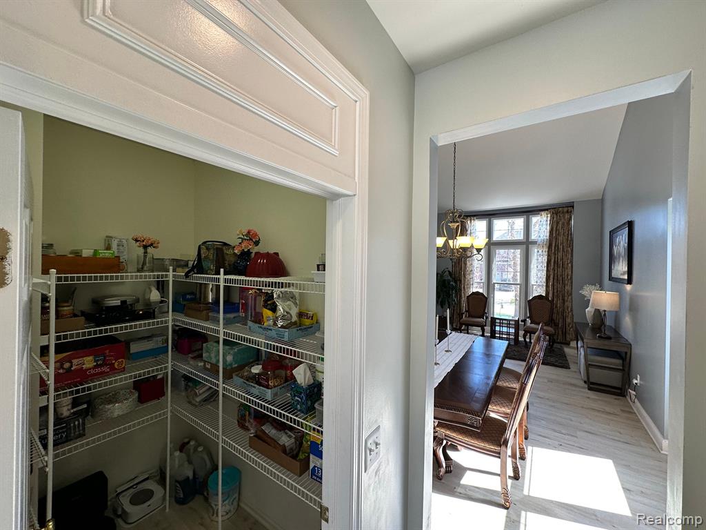 16983 COURVILLE Drive, Northville, MI 48168 — Photo 19