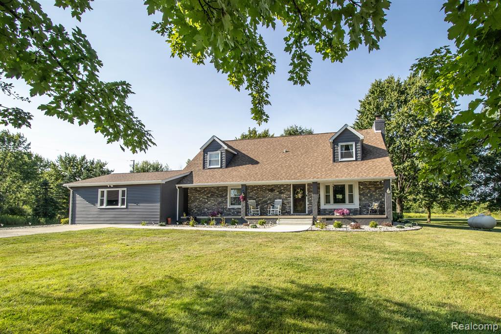 4585 Burt Road, Birch Run, MI 48415 — Photo 97