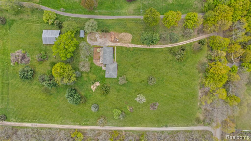 700 Townsend Road, Leonard, MI 48367 — Photo 17