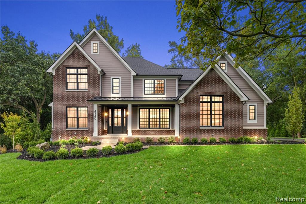 4340 Charing Way, Bloomfield Hills, MI 48304